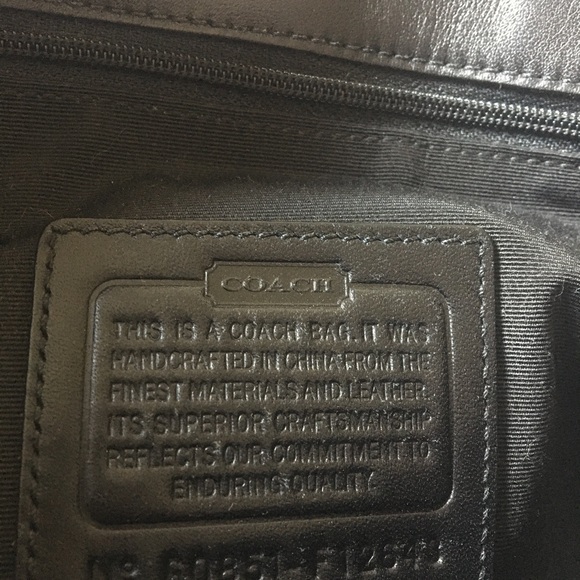 Authentic Coach handbag, used once for a few hours only - Picture 3 of 3